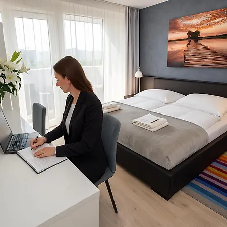 Than 布拉迪斯拉发