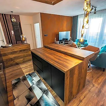 Than 4* Bratislava