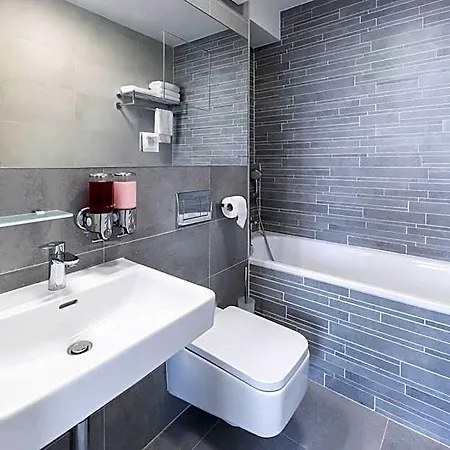 Than Nocľah s raňajkami 4*