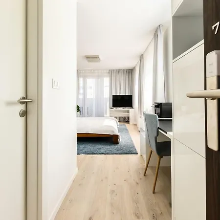 Than 4* Bratislava