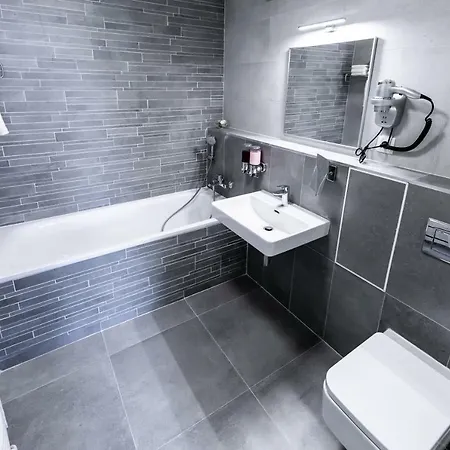 Than 住宿加早餐酒店 4*