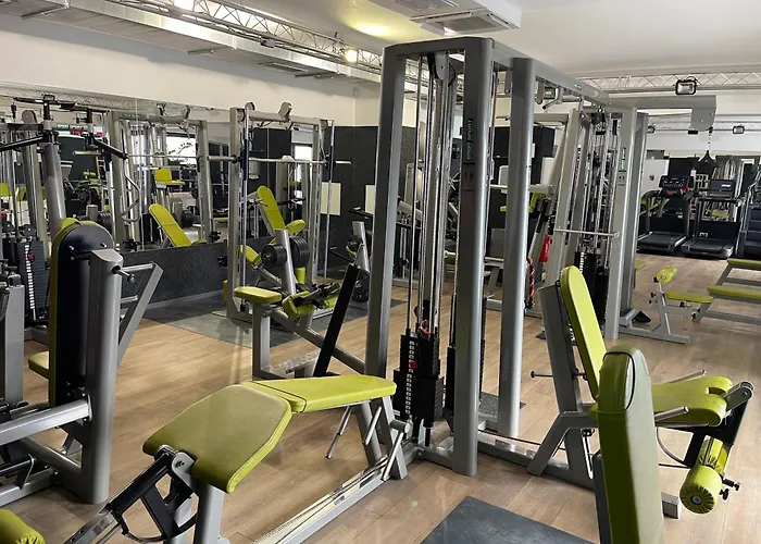 Oda ve Kahvaltı Than