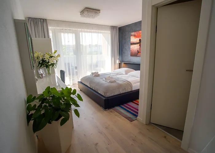 Than Отель типа 